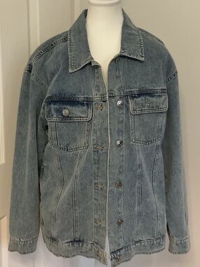 💐NWT💐 Steve Madden Oversized Jean Jacket - size S